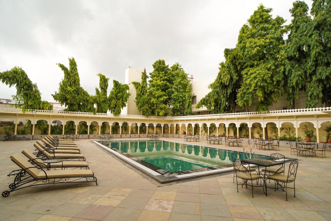 Hotel The Amar Mahal By Trulyy Udajpur Exteriér fotografie
