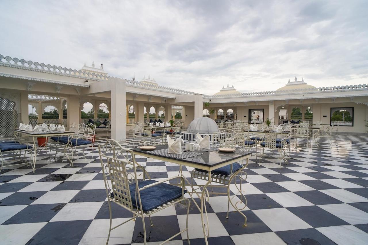 Hotel The Amar Mahal By Trulyy Udajpur Exteriér fotografie