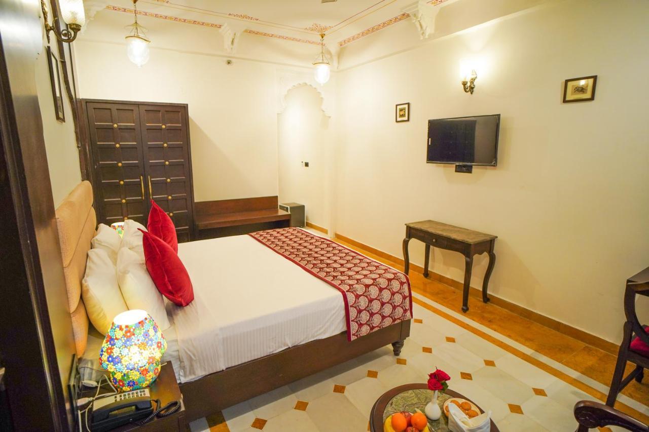 Hotel The Amar Mahal By Trulyy Udajpur Exteriér fotografie