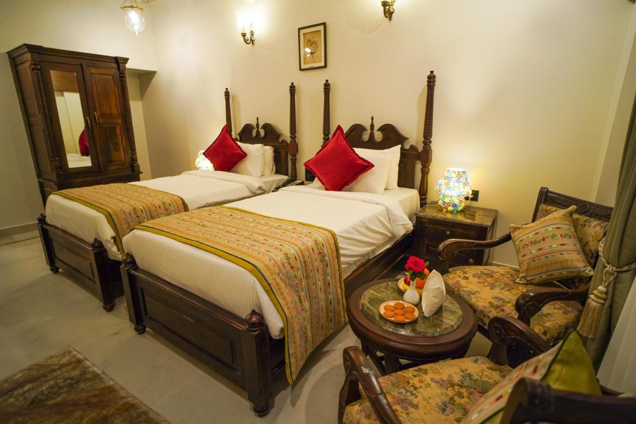 Hotel The Amar Mahal By Trulyy Udajpur Exteriér fotografie