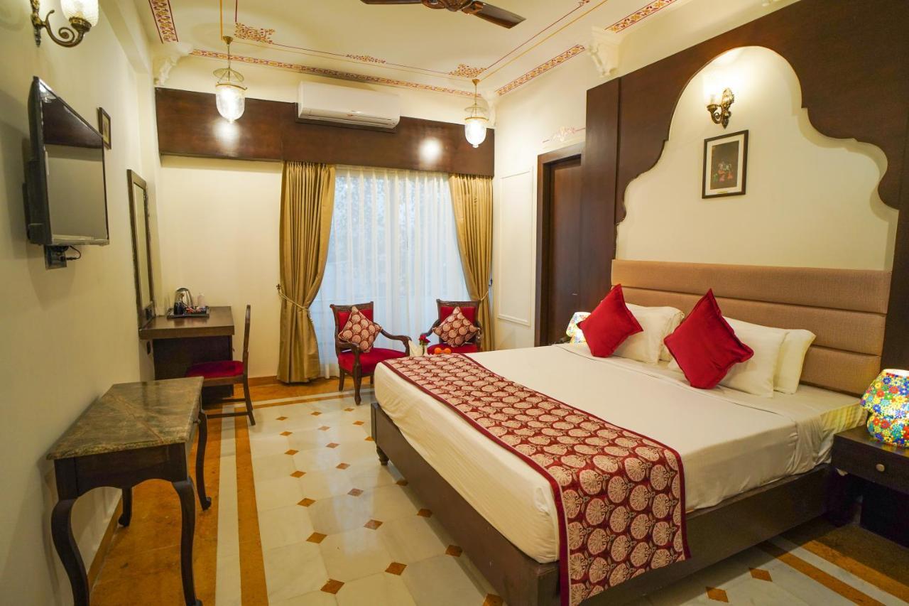 Hotel The Amar Mahal By Trulyy Udajpur Exteriér fotografie
