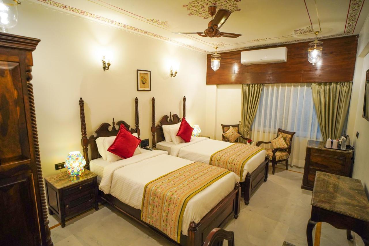 Hotel The Amar Mahal By Trulyy Udajpur Exteriér fotografie