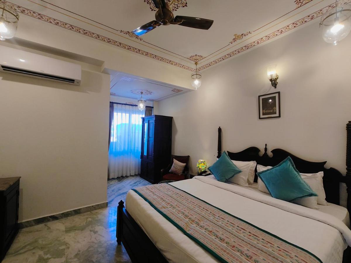 Hotel The Amar Mahal By Trulyy Udajpur Exteriér fotografie
