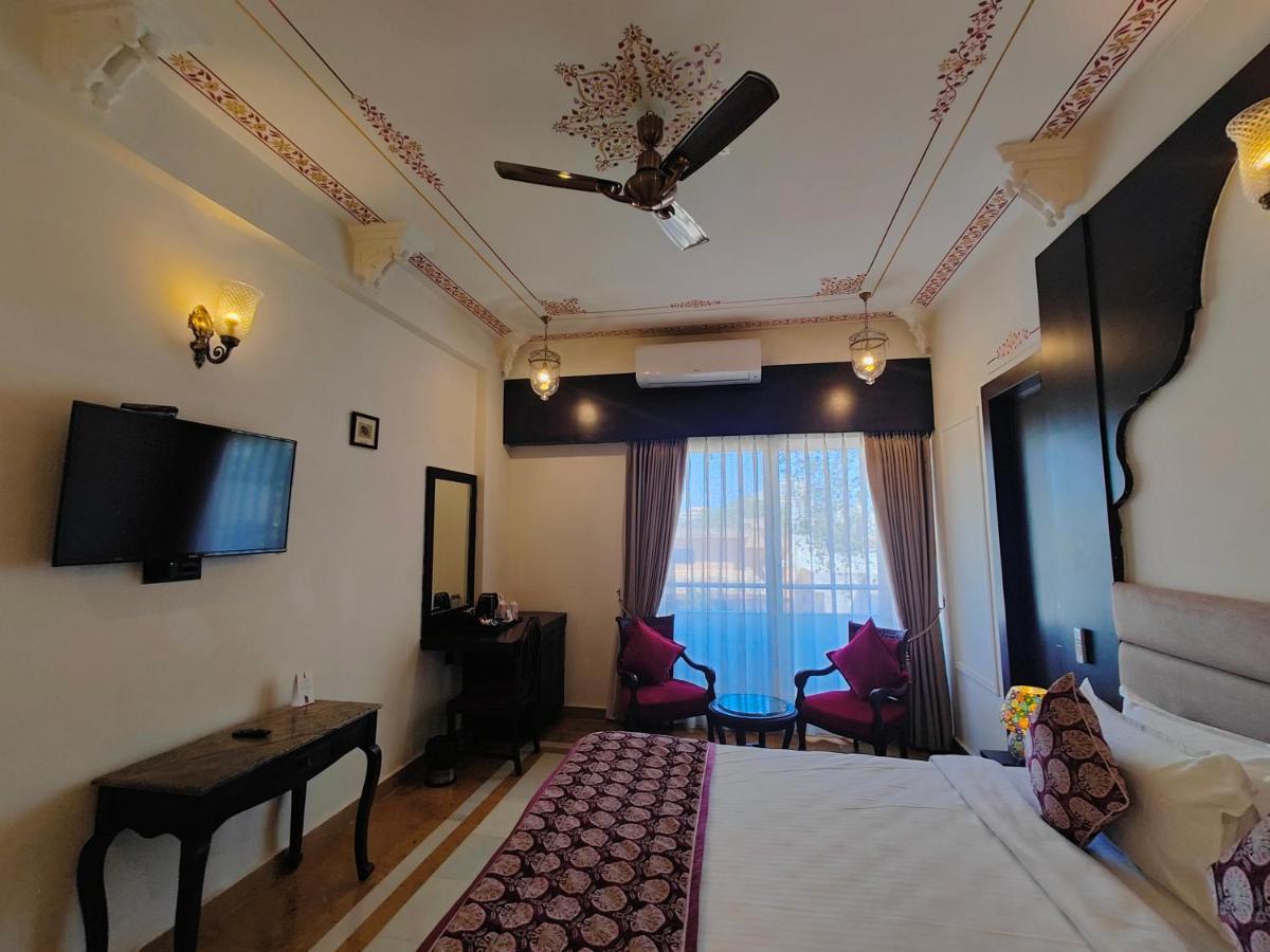 Hotel The Amar Mahal By Trulyy Udajpur Exteriér fotografie